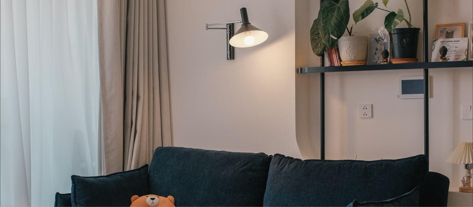 Kaunas Townhouse — Warm Contemporary interjeras